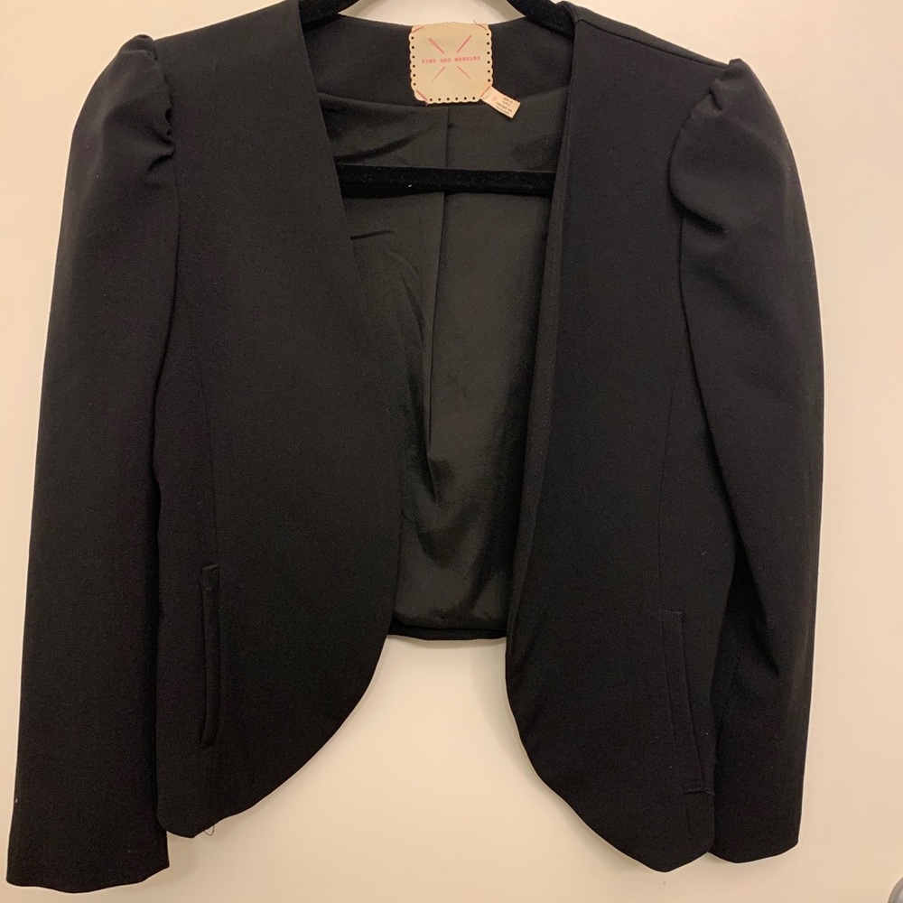 Cropped Blazer